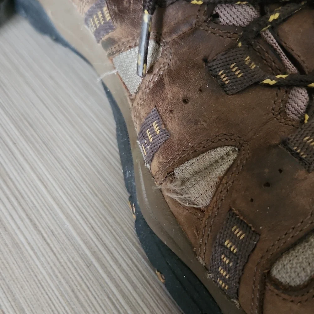 KEEN Siskiyou Mid Waterproof Leather Hiking Boots Sz 13